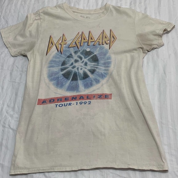 def leppard Other - MENS MODERN DEF LEPPARD ADRENALIZE 1982 TOUR BAND TEE SIZE MEDIUM VINTAGE LOOK